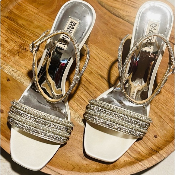 Badgley   Mischka - Picture 4 of 9